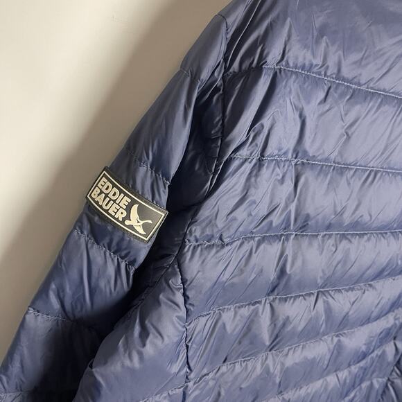 Eddie Bauer Mens Lightweight Water Repellent Packable Jacket 650 Down Blue Small - Picture 11 of 14